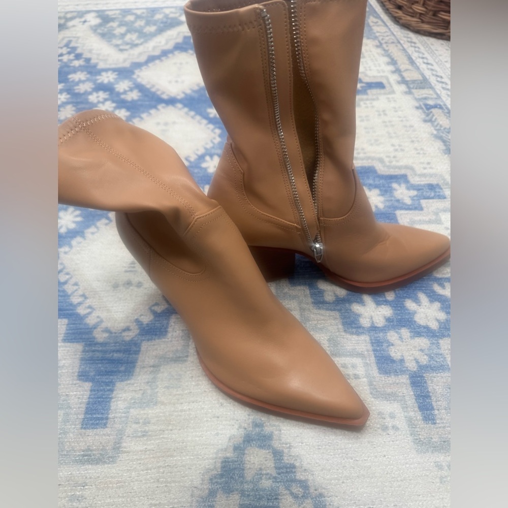 Dolce Vita tan ankle boots